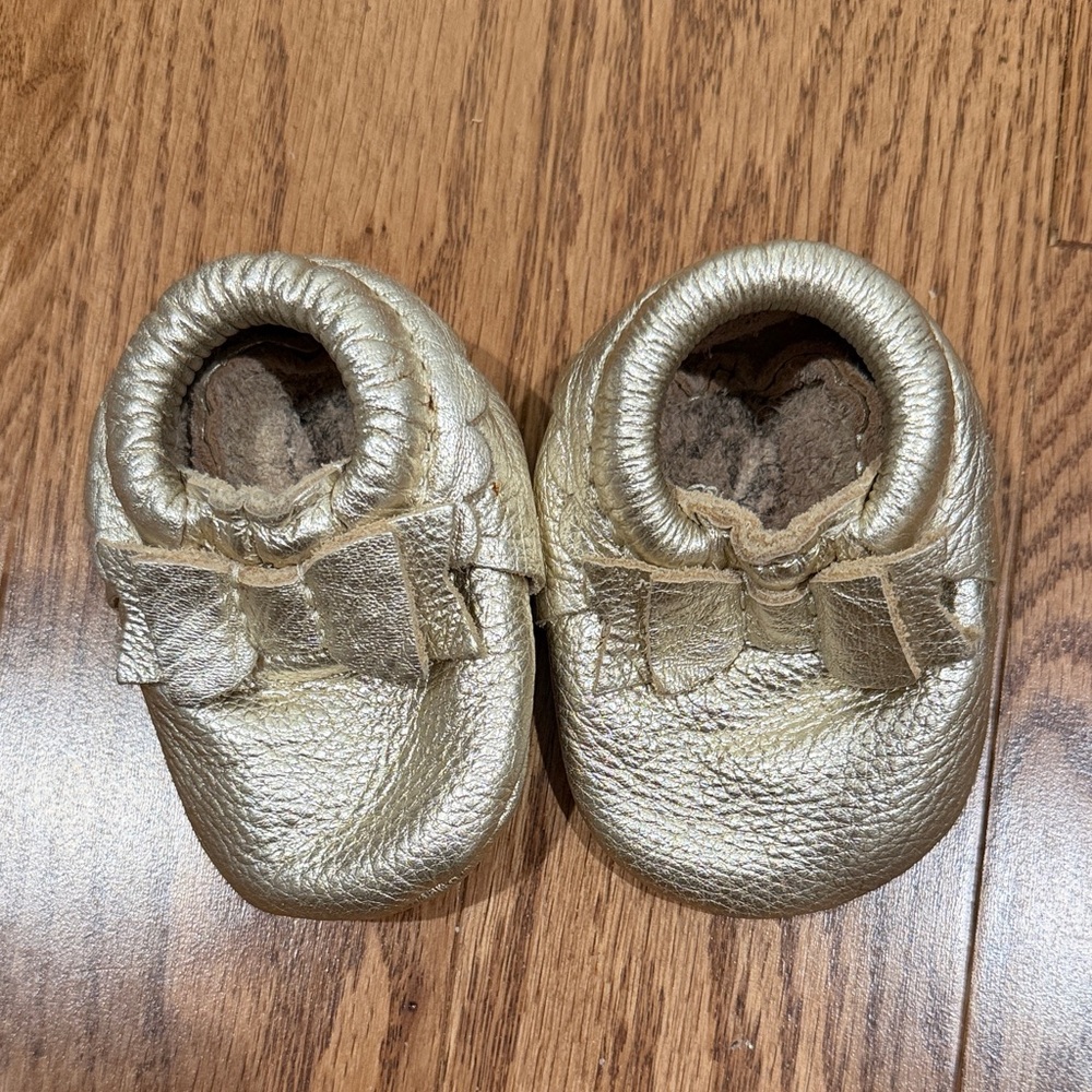 Freshly Picked Gold Leather Baby Moccasins Size 1
